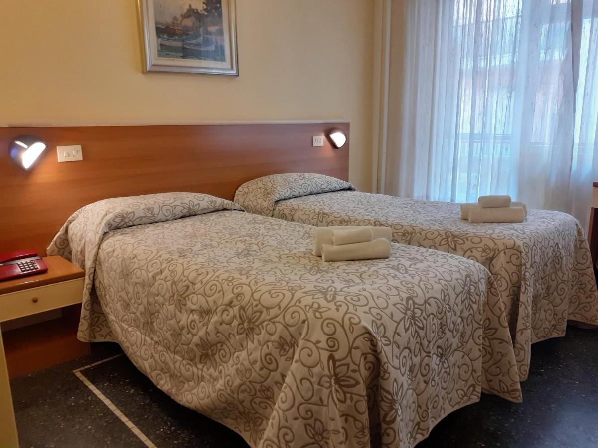 Hotel Colibri Finale Ligure Luaran gambar