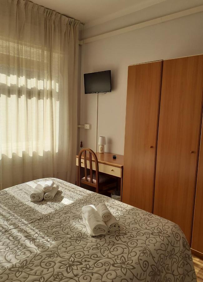Hotel Colibri Finale Ligure Luaran gambar